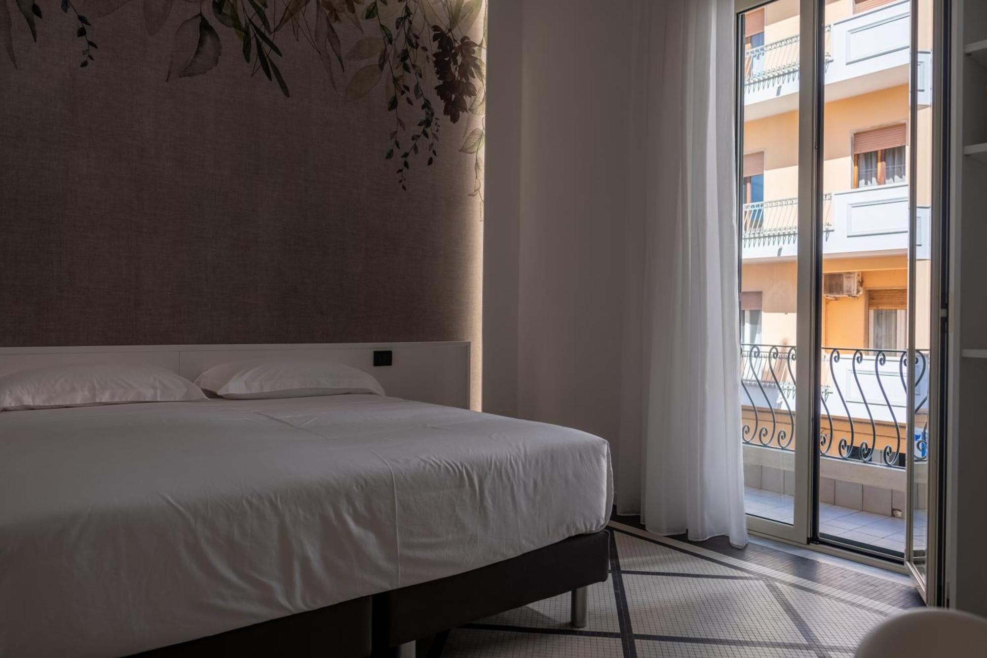 Domea Superior Rooms Bed And Breakfast Reggio Calabria Exterior foto
